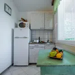 بيت ضيافة Percan With Pool 3*