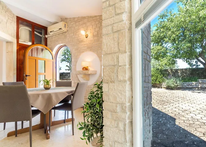 Apartments Percan With Pool