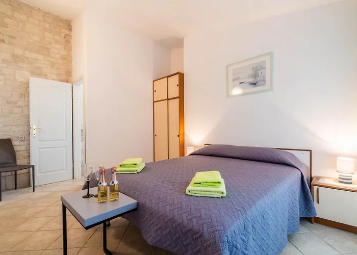 Apartments Percan With Pool