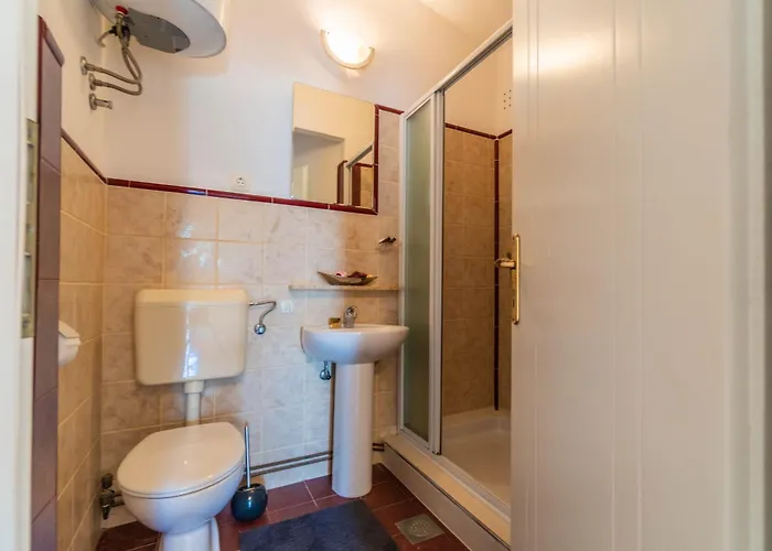 Apartments Percan With Pool Gostinjska kuća 3*