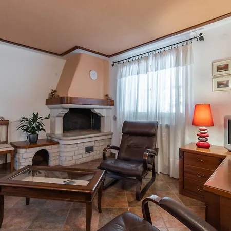 Apartments Percan With Pool 3*